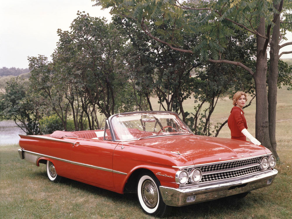1961 Ford Sunliner Convertible 0400-8373