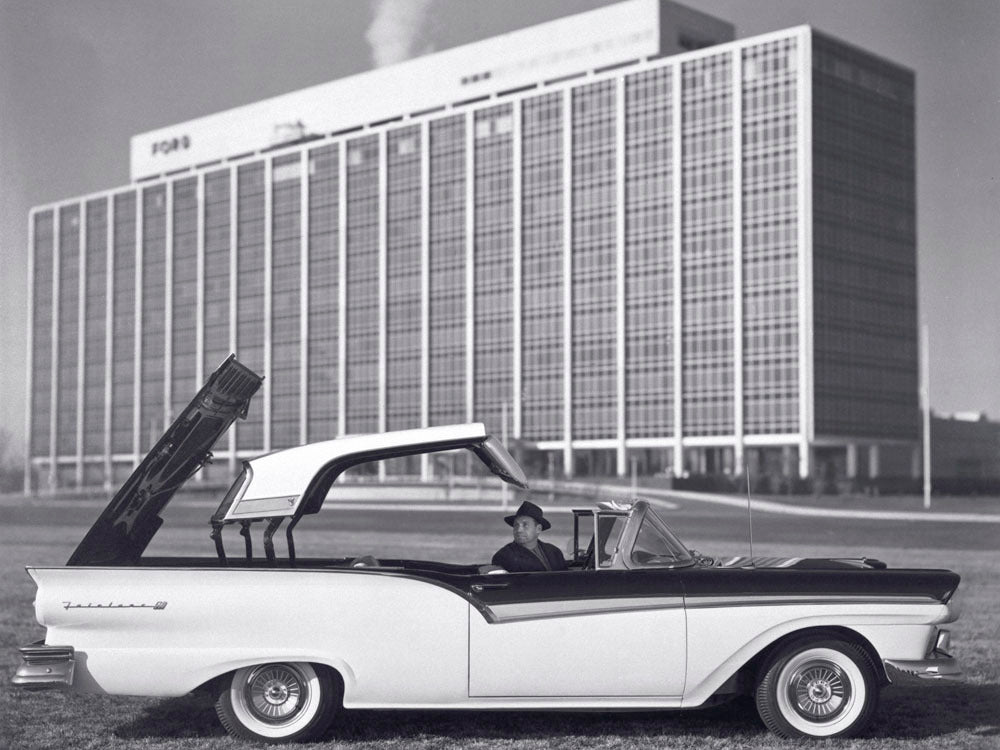 1957 Ford Skyliner (prototype) 0400-8432