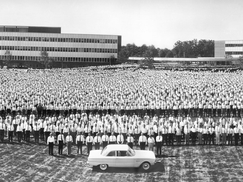 1960 Ford Falcon and 7000 engineers at Research an 0400-8499