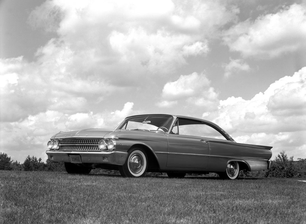 1961 Ford Starliner hardtop 0400-8524