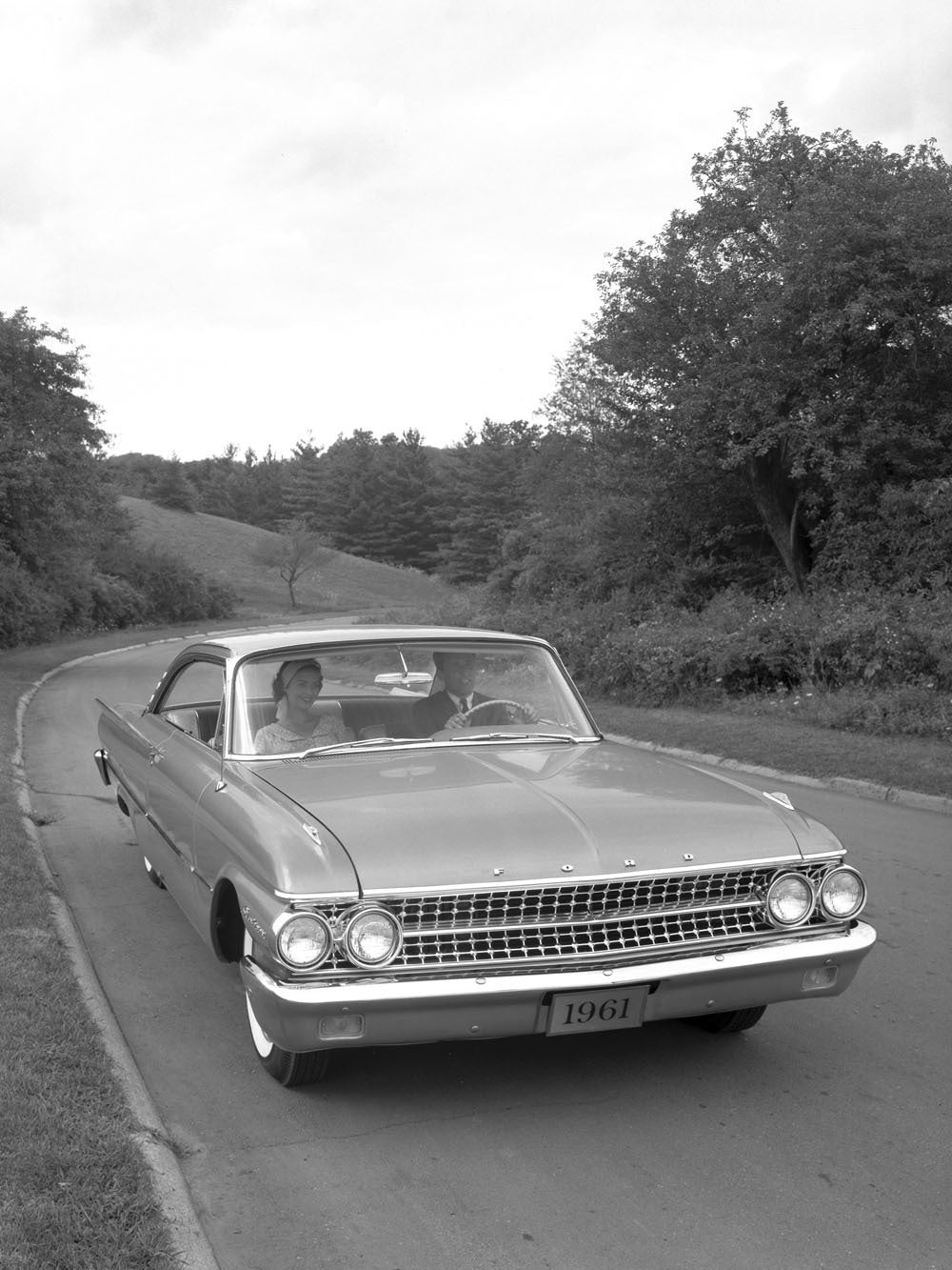 1961 Ford Starliner hardtop 0400-8525