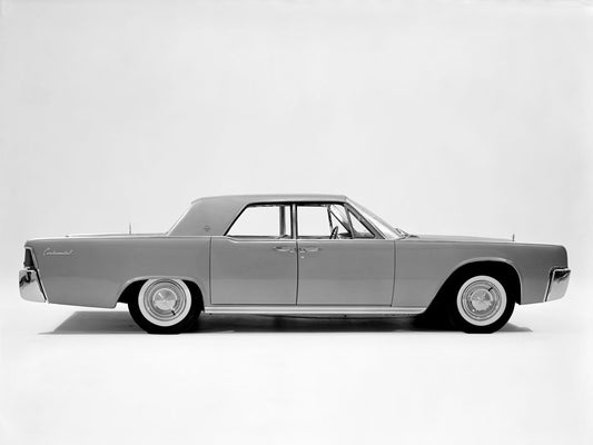 1961 Lincoln Continental four door sedan 0400-8528