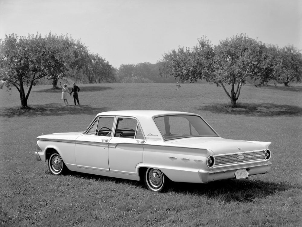 1962 Ford Fairlane Fordor Sedan 0400-8546