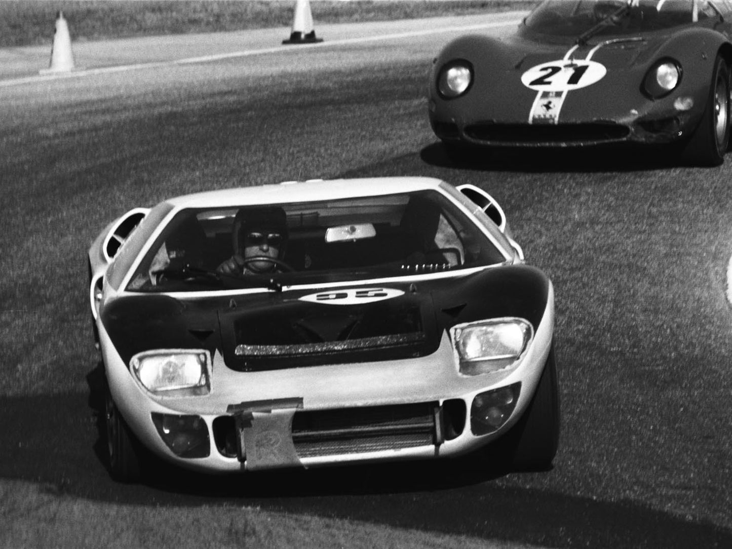 1966 Ford GT MkII FIA Daytona 0400-8646