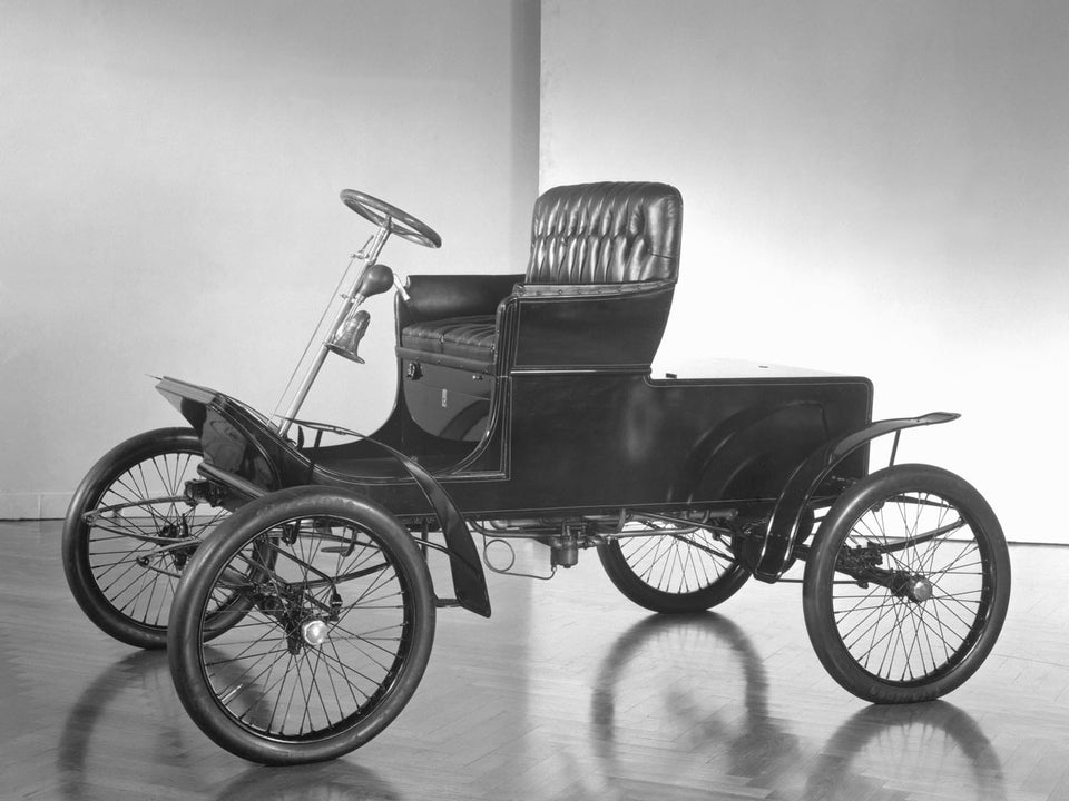 1901 Ford Car  0400-8678