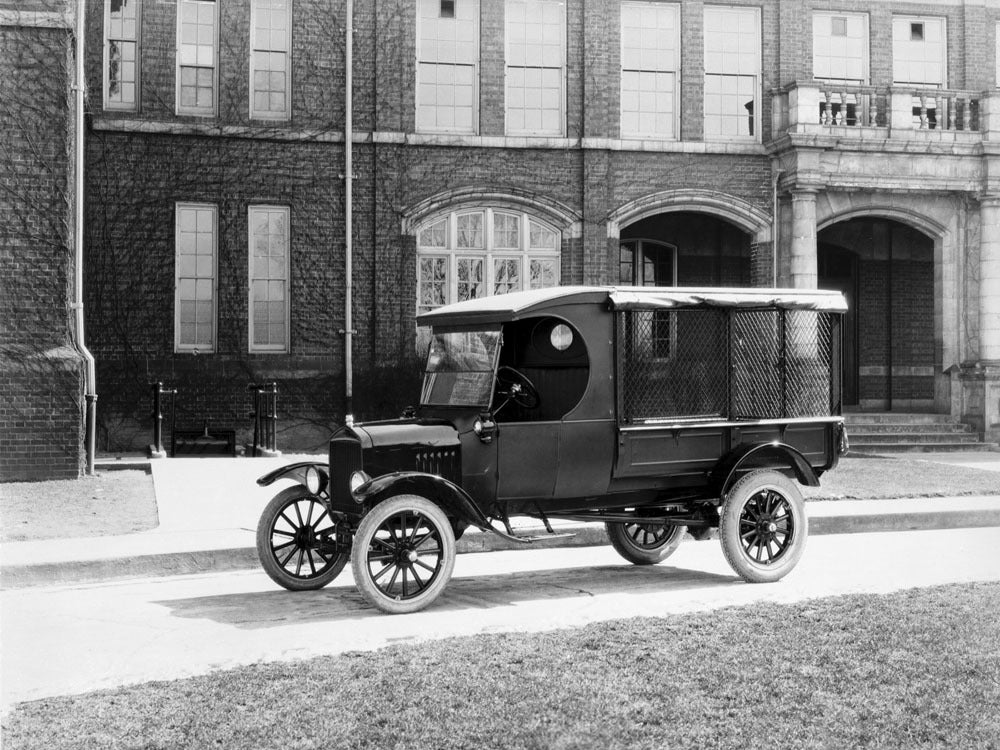 1924 Ford Model T truck with screened body 0400-8756