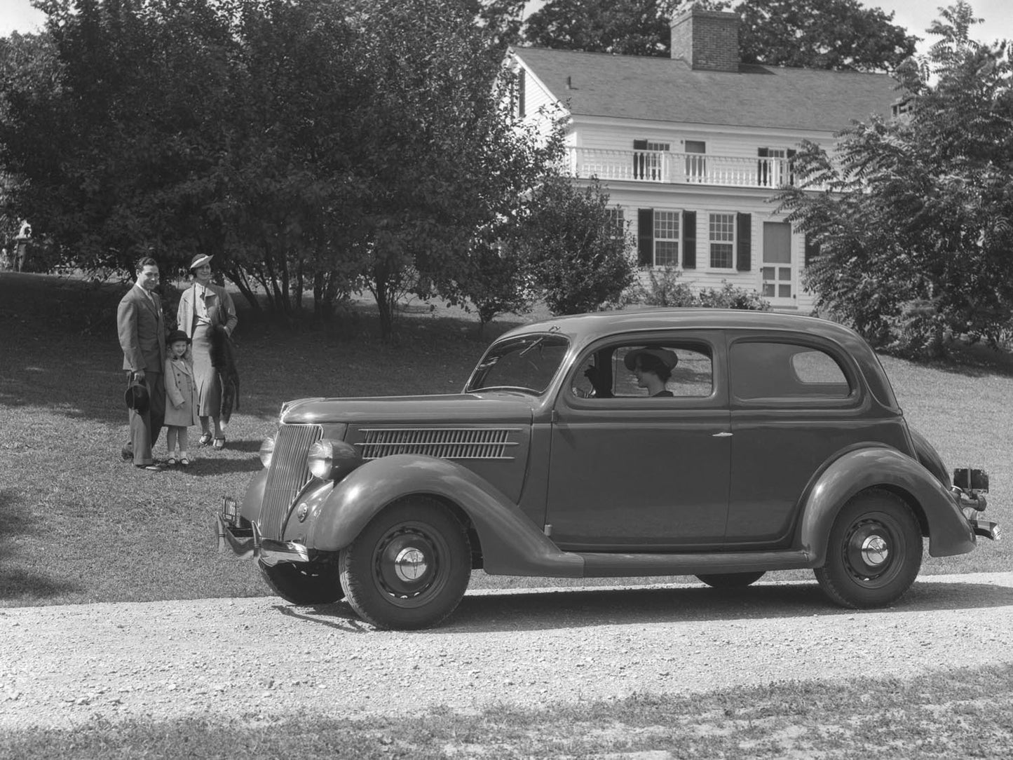 1934 Ford Tudor Sedan V8 0400-8857