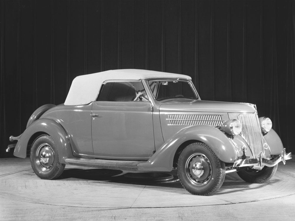 1936 Ford Club Cabriolet V8 0400-8866