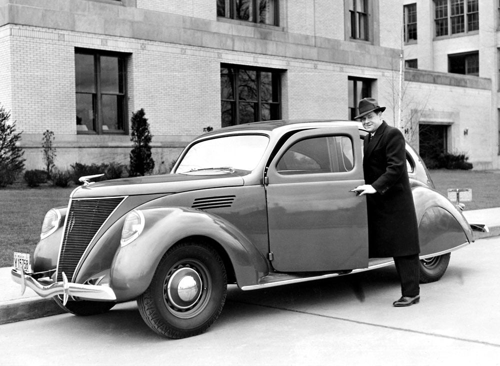 1936 Lincoln Zephyr with Al Pearce 0400-8876