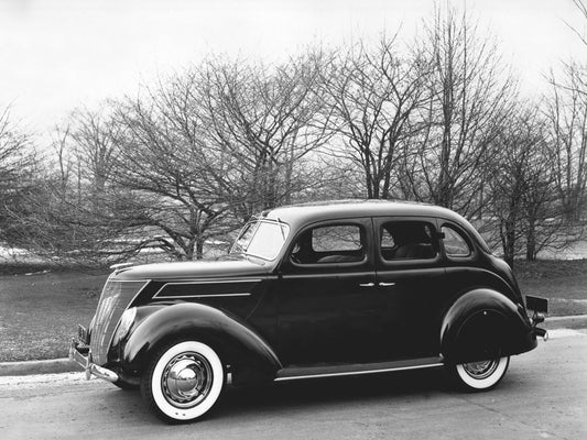 1937 Ford Fordor Touring V8 0400-8878