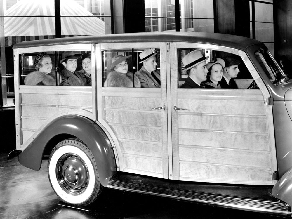 1937 Ford Station Wagon at the Rotunda 0400-8883