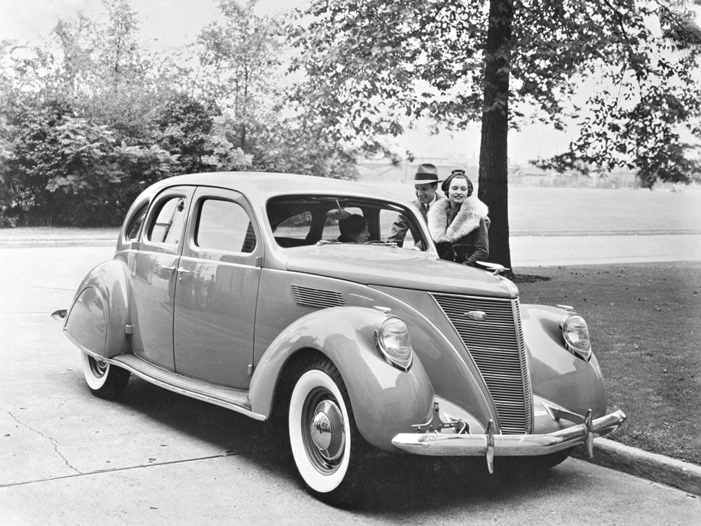 1937 Lincoln Zephyr Fordor Sedan 0400-8885