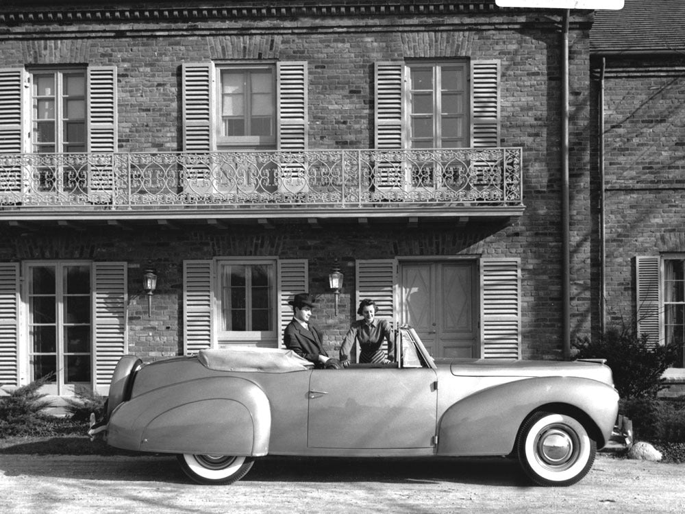 1940 Lincoln Zephyr Continental Cabriolet 0400-8902