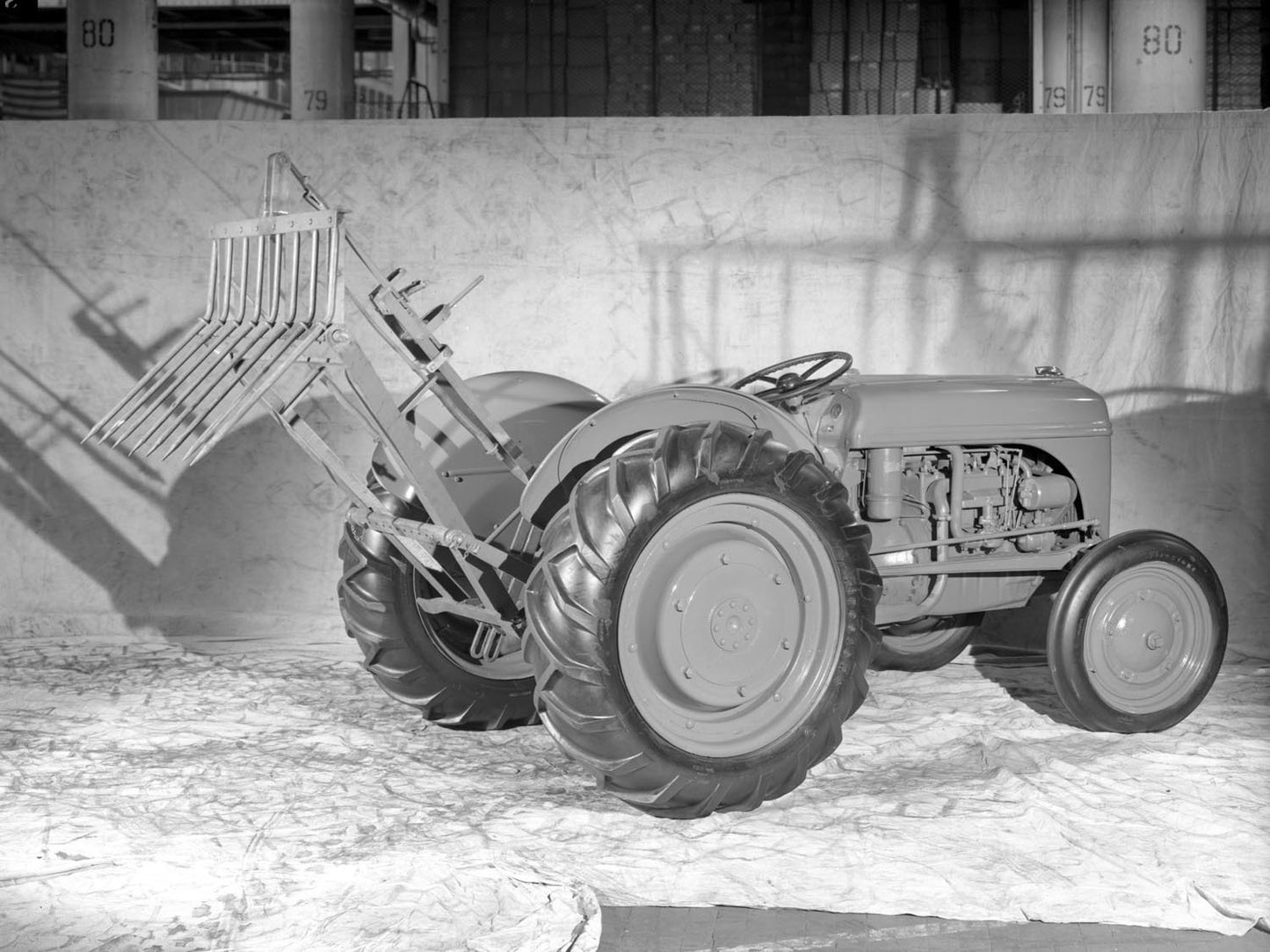 1942 Ford Ferguson tractor with rake  0400-8930