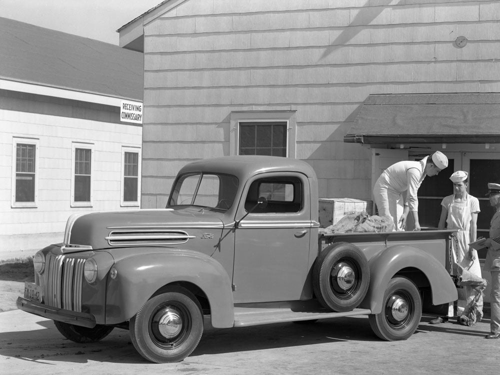 1942 Ford Pickup truck 0400-8934