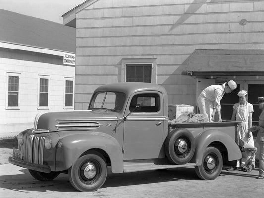 1942 Ford Pickup truck 0400-8934