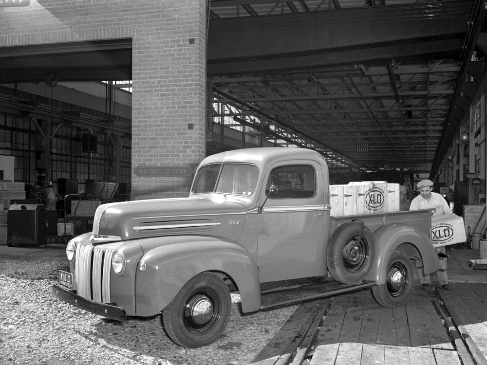 1942 Ford Pickup truck 0400-8936