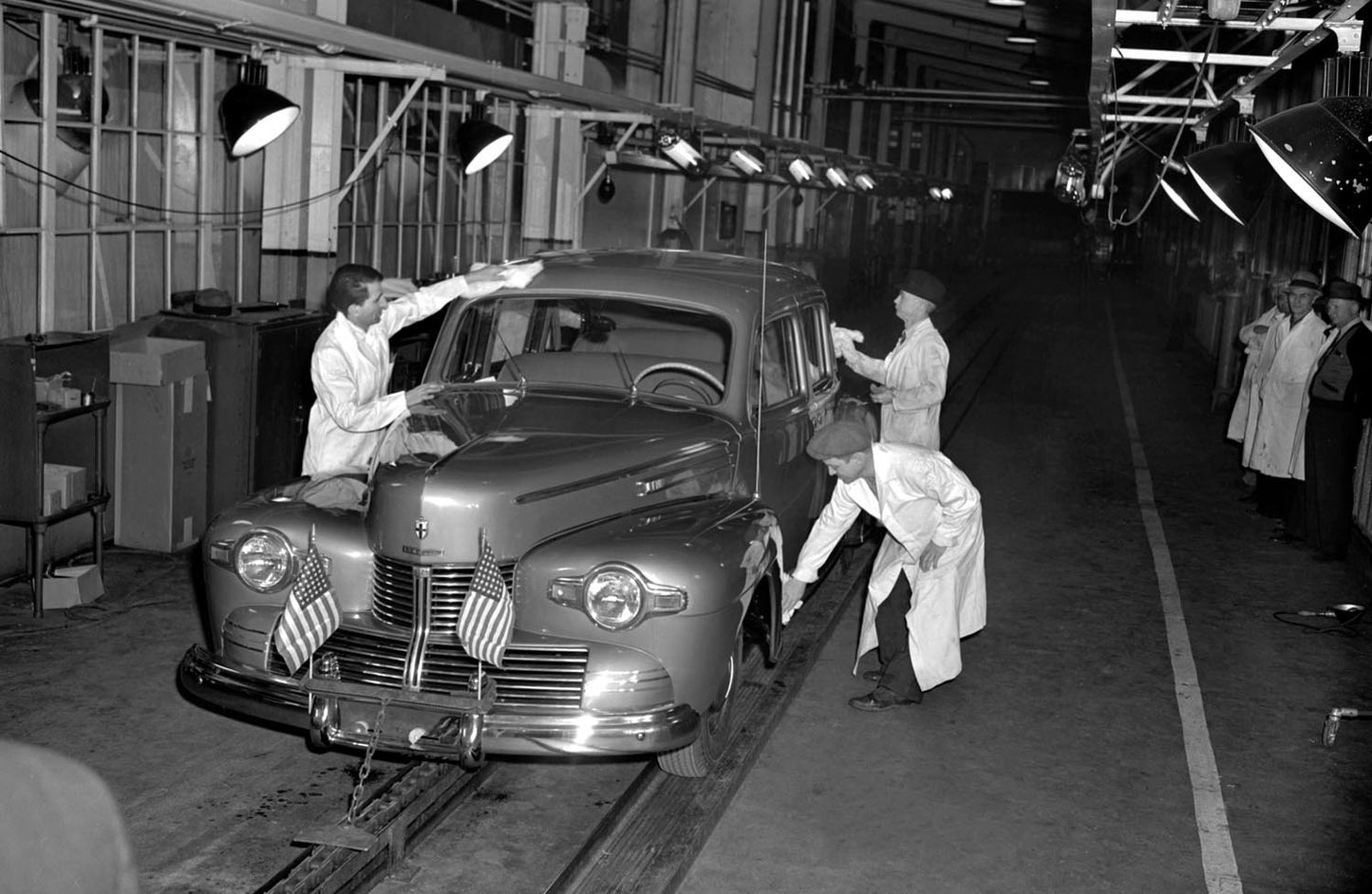 1942 Lincoln Last car for the duration of World Wa  0400-8955