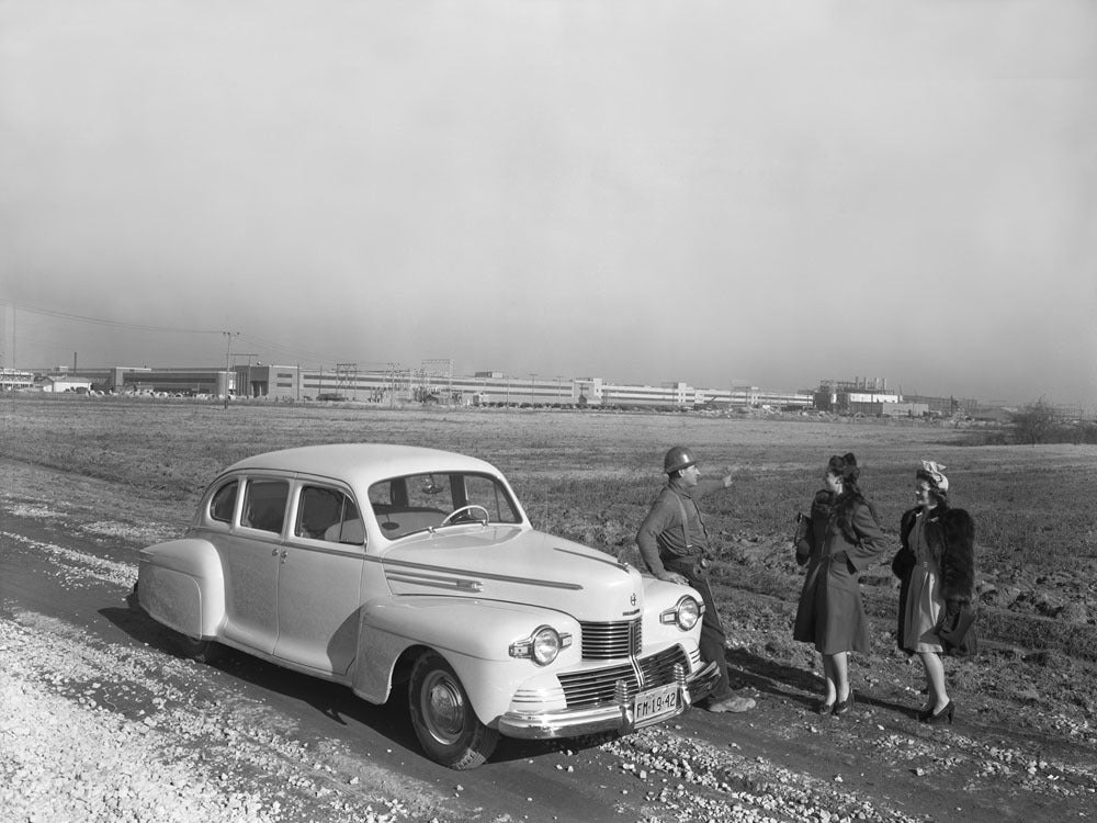 1942 Lincoln Zephyr Sedan 0400-8956