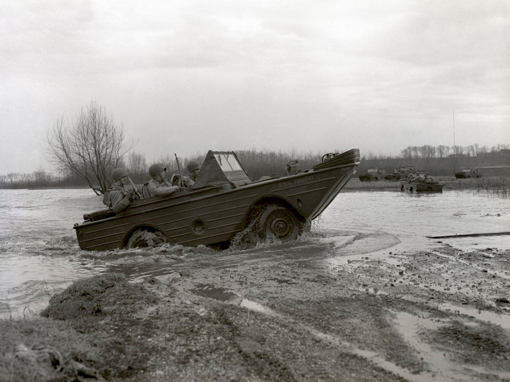 1943 Amphibian Jeep completing testing in Rouge Ri  0400-8968