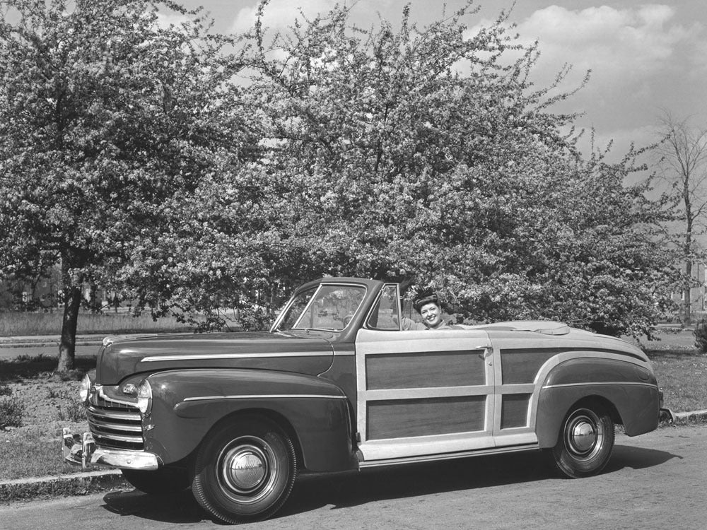 1946 Ford Sportsman Convertible 0400-9013