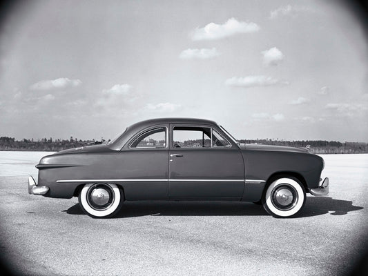 1949 Ford Coupe right side 0400-9064