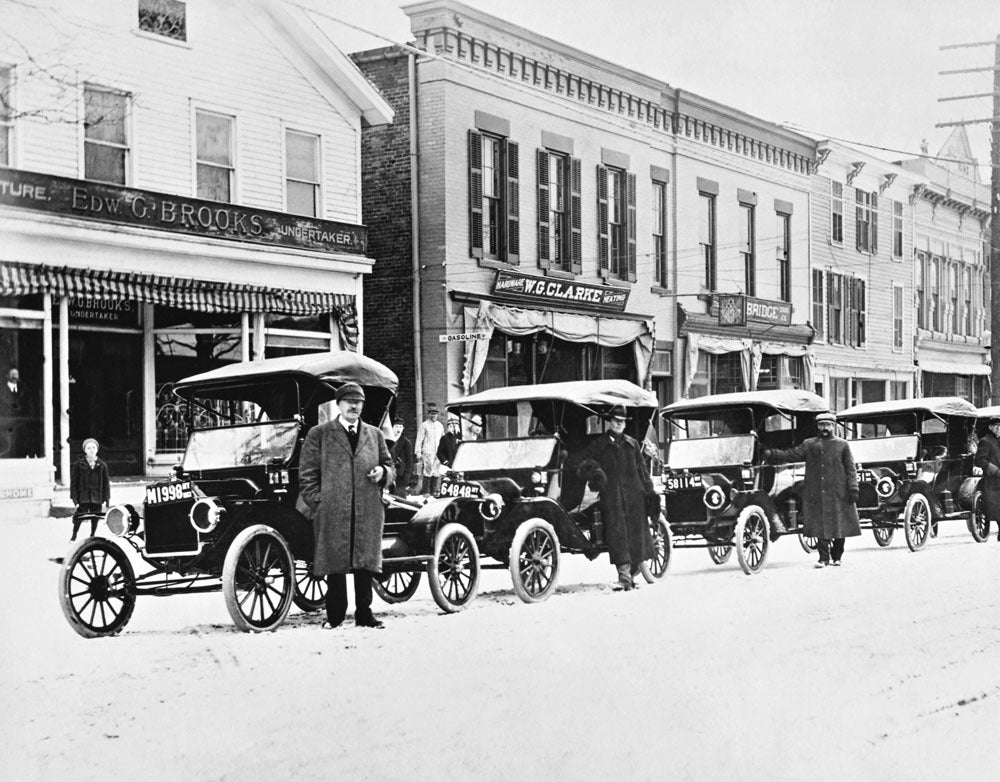 1913 Ford Model T roadster and Touring Car 0400-9183