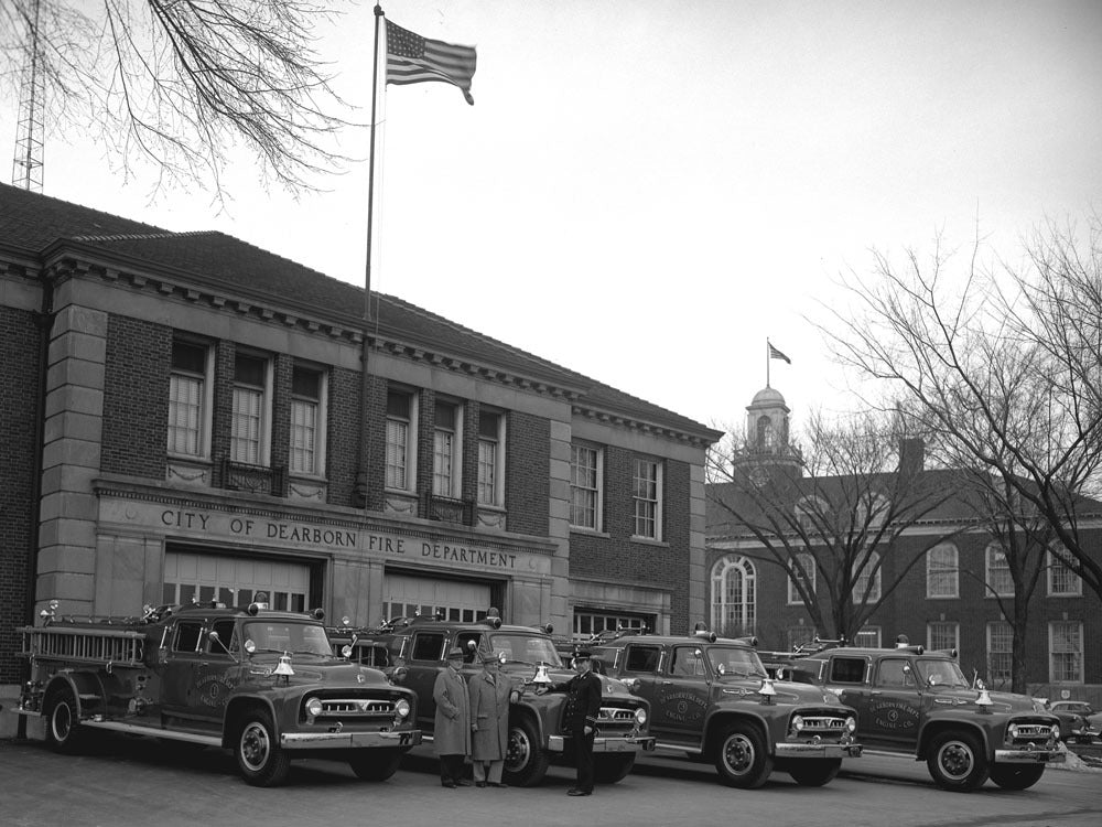 1954 Ford fire trucks Dearborn Michigan 0400-9233