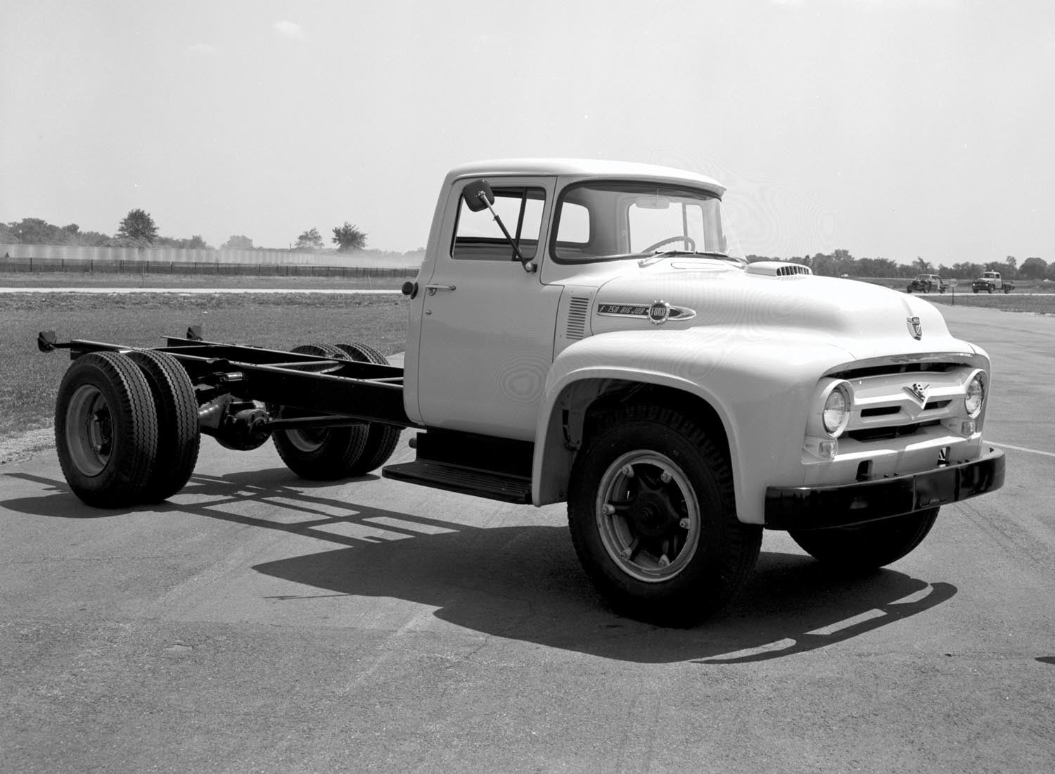 1956 Ford F750 Chassis  0401-0366