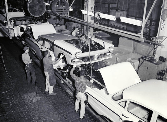 1957 Ford front clip installation at Dearborn Asse  0401-0372