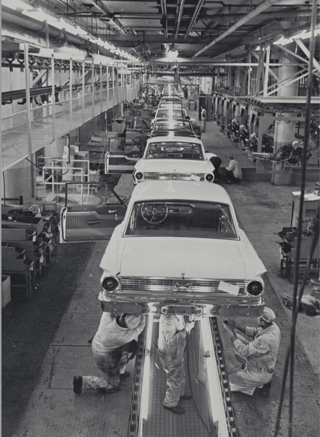 1962 Ford Fairlanes at Dearborn Assembly Plant  0401-0404