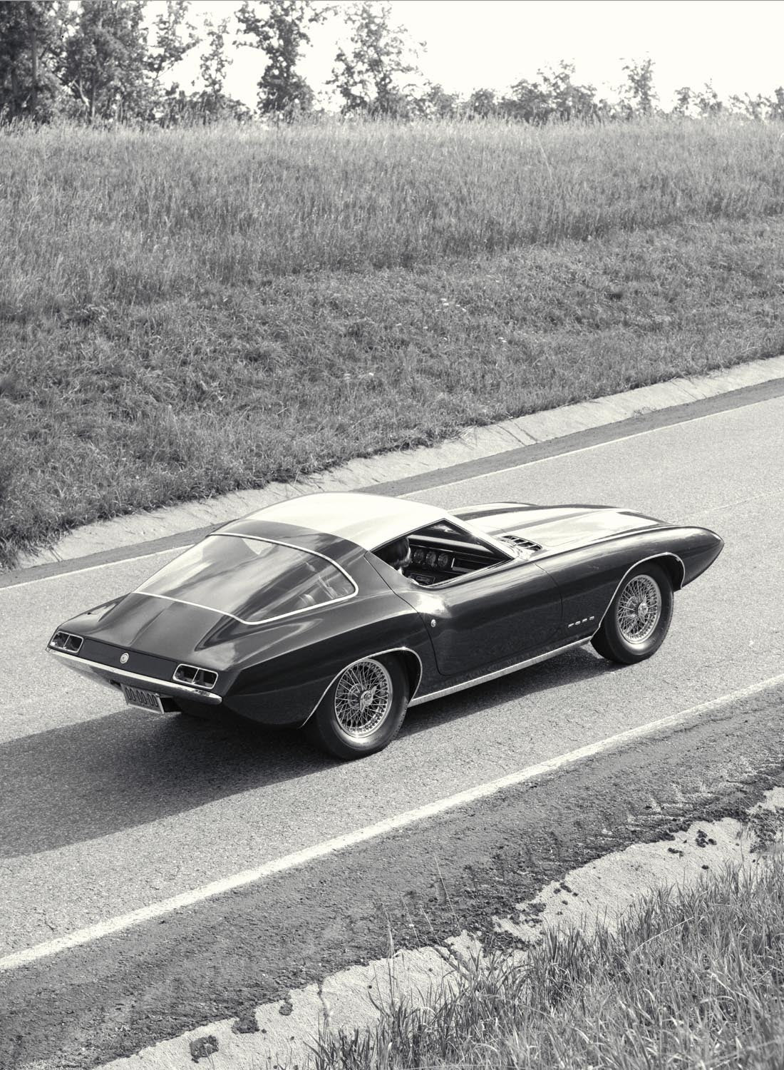1963 Ford Cougar II concept car  0401-0411