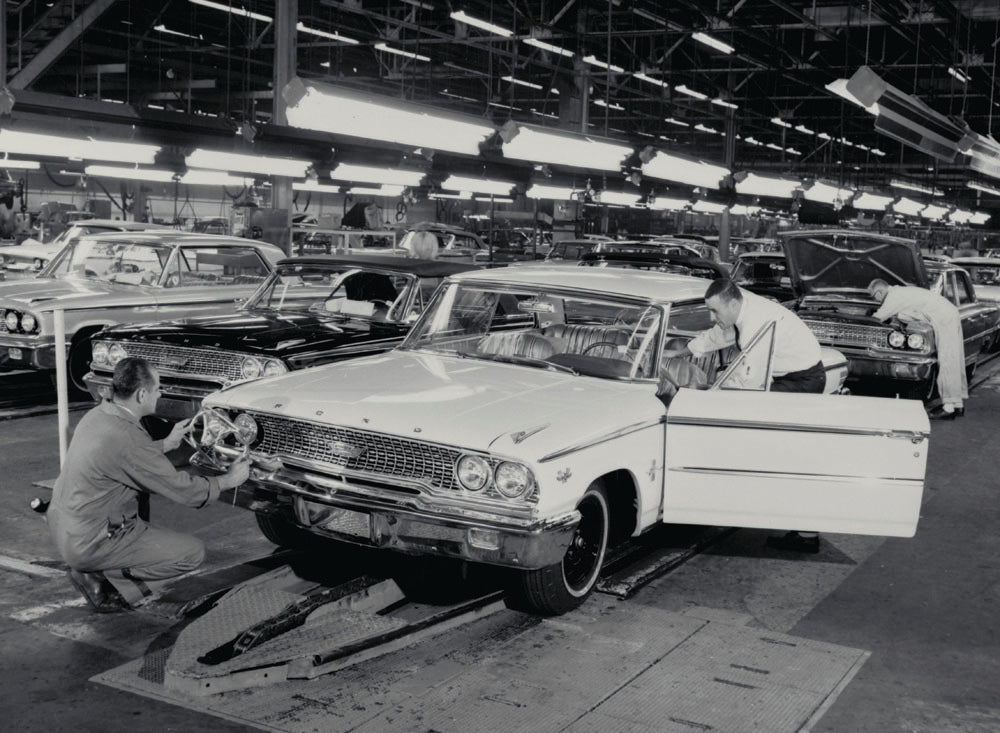 1963 Ford Galaxie 500XL on final line  0401-0415