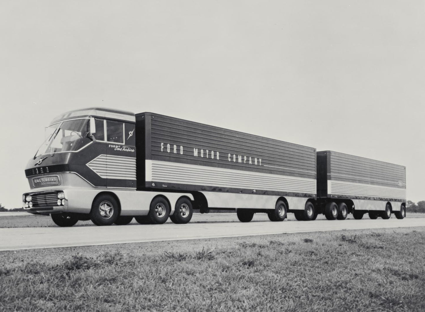 1964 Ford Big Red gas turbine powered truck  0401-0419