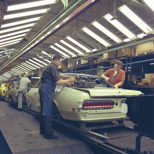 1969 Ford Dearborn Assembly 1970 Cougar on trim li  0401-0435
