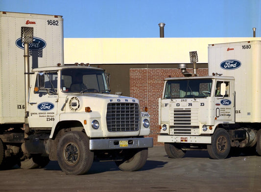 1971 Ford W and L Series Trucks  0401-0440