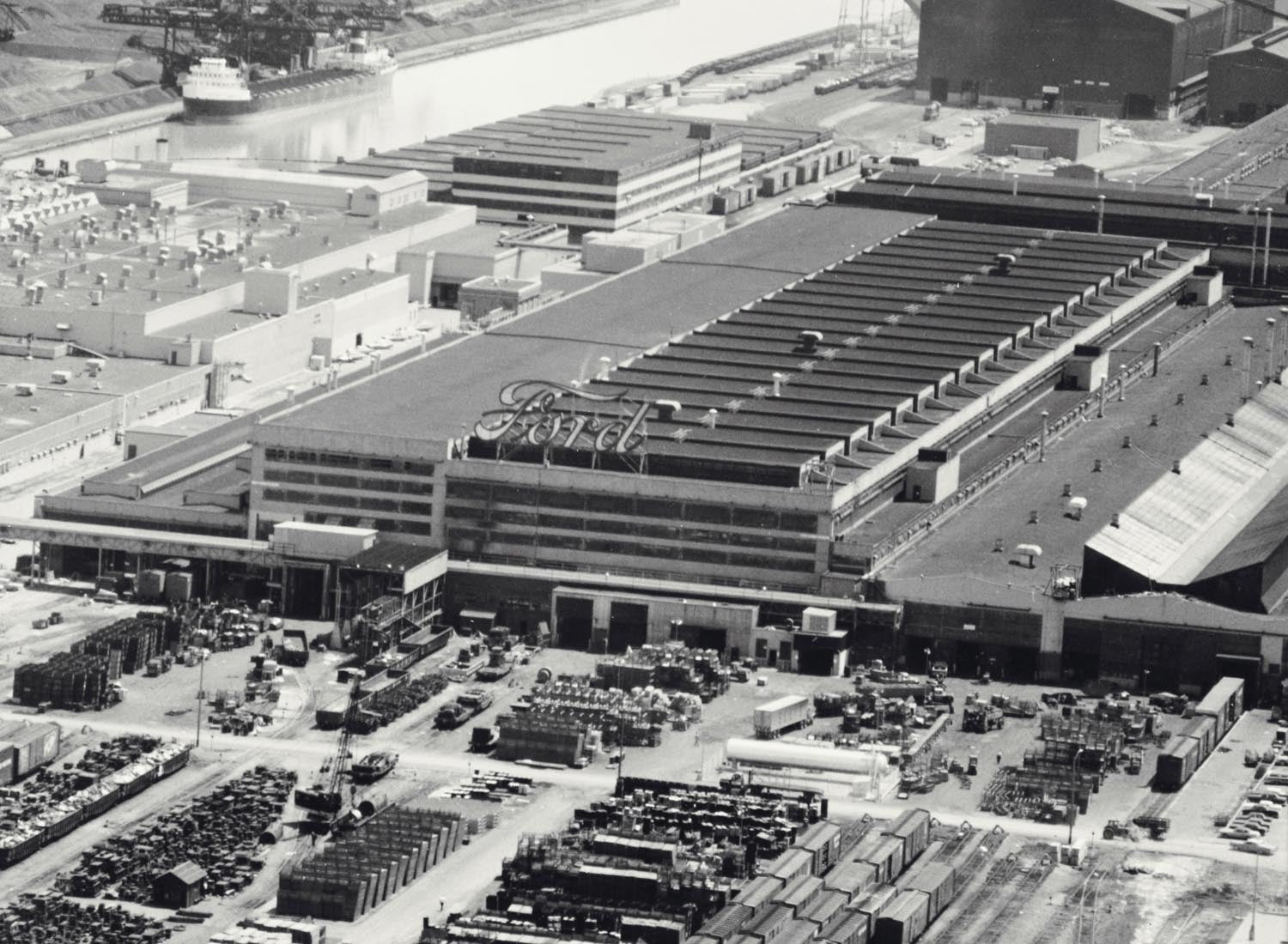 1973 Ford Dearborn Stamping Plant  0401-0441
