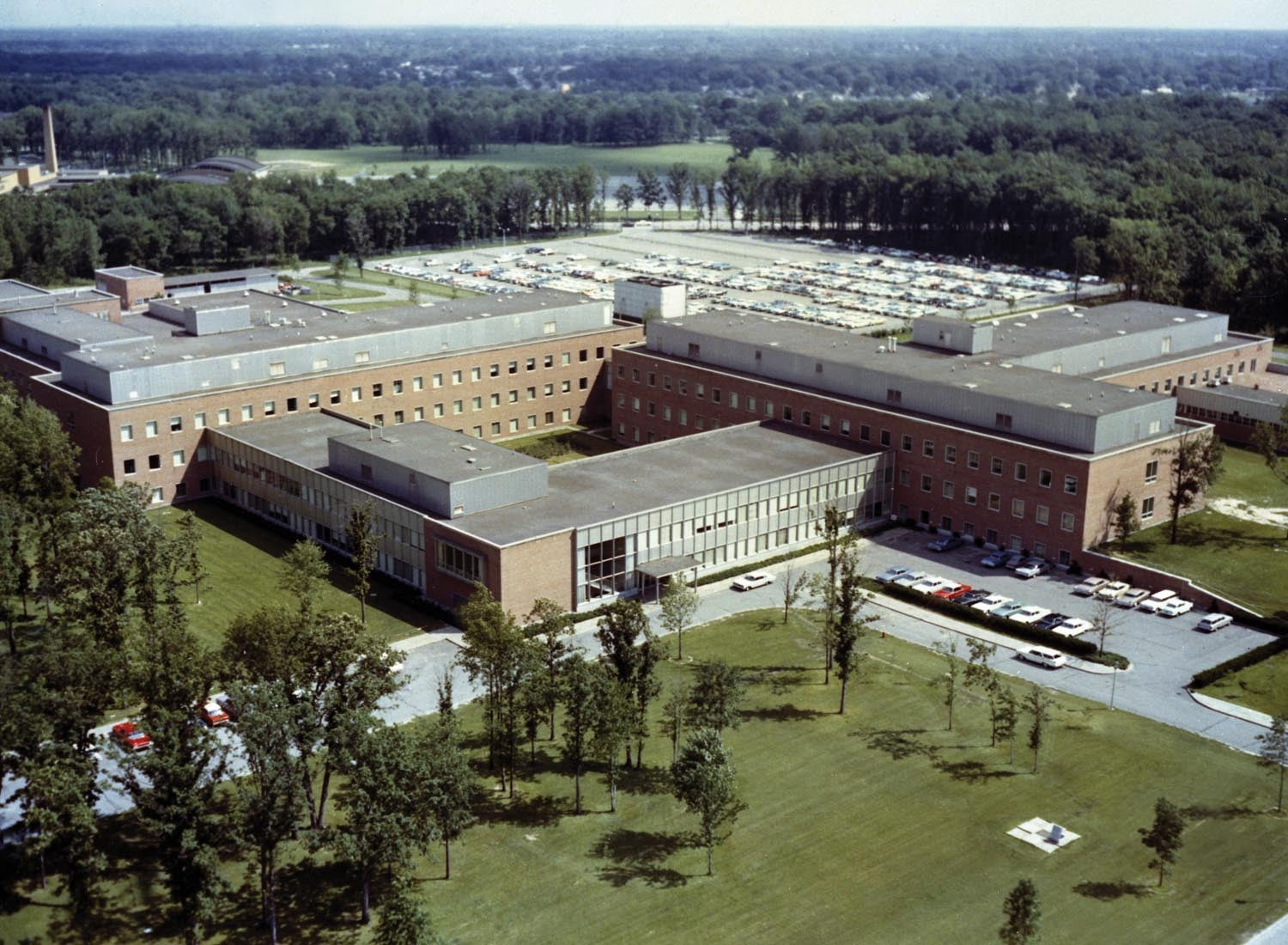 1973 Ford Research and Engineering Center  0401-0444