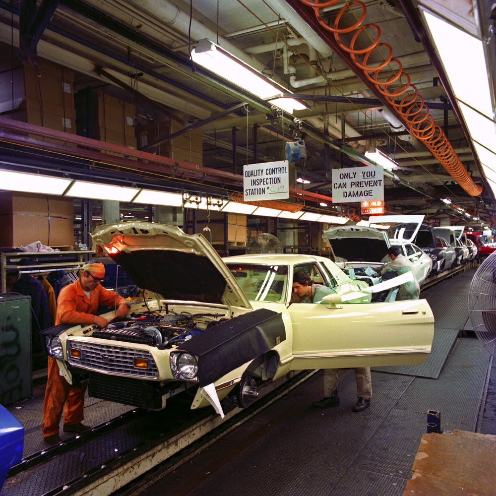 1975 Ford Dearborn Assembly Plant Mustang final li 0401-0446