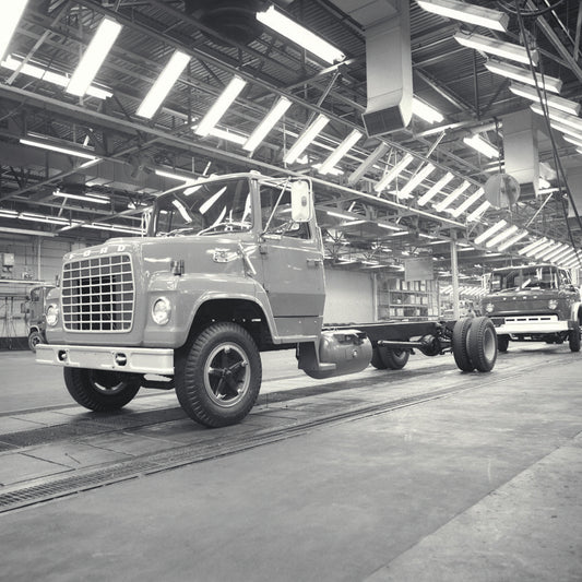 1981 Ford Louisville Truck Plant  0401-0456