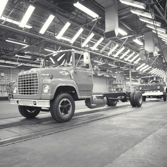 1981 Ford Louisville Truck Plant  0401-0456