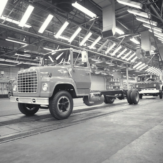 1981 Ford Louisville Truck Plant  0401-0456