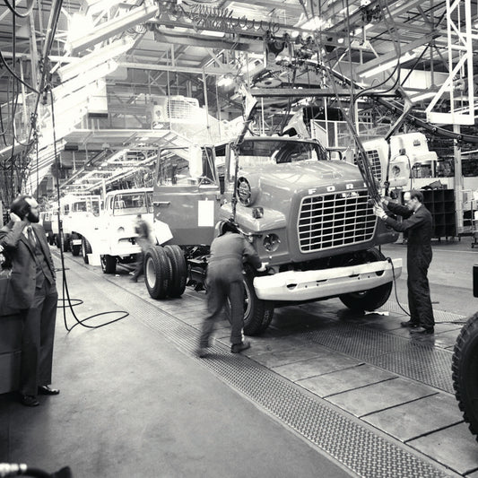 1981 Ford Louisville Truck Plant  0401-0457