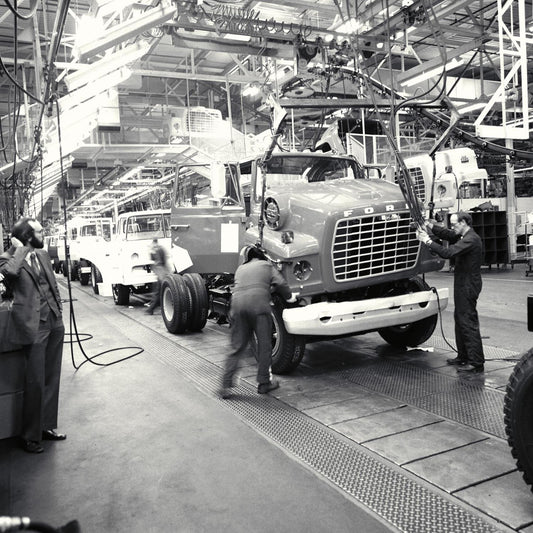 1981 Ford Louisville Truck Plant  0401-0457