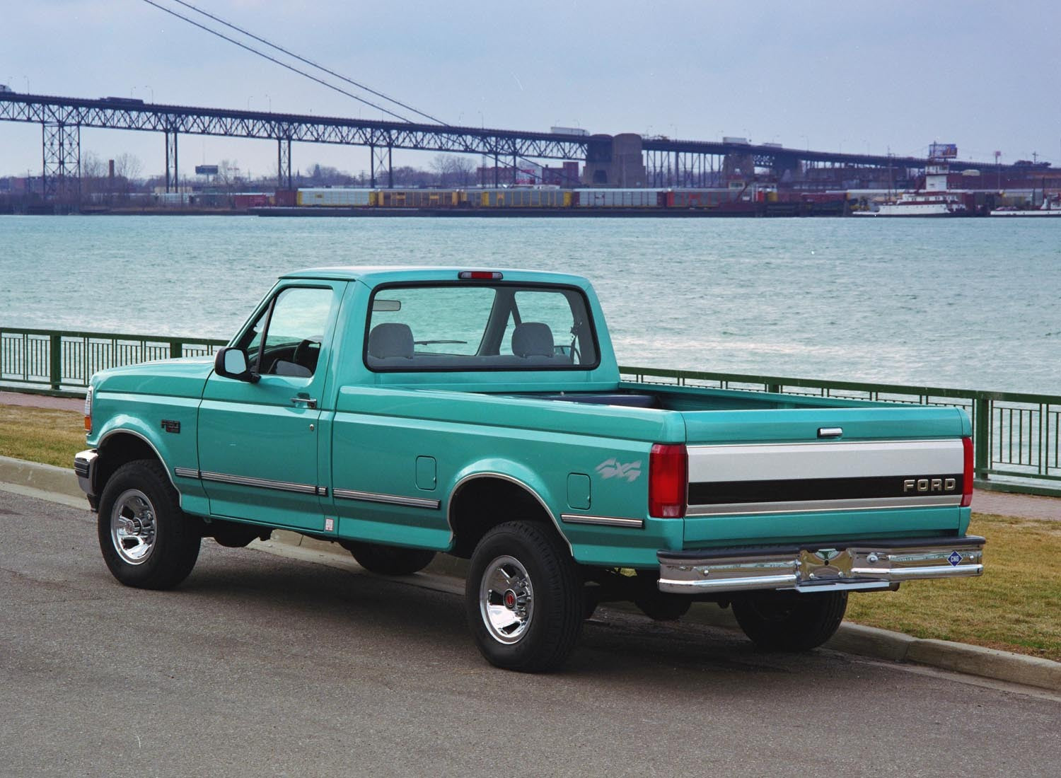 1994 Ford F Series natural gas fueled truck  0401-0469