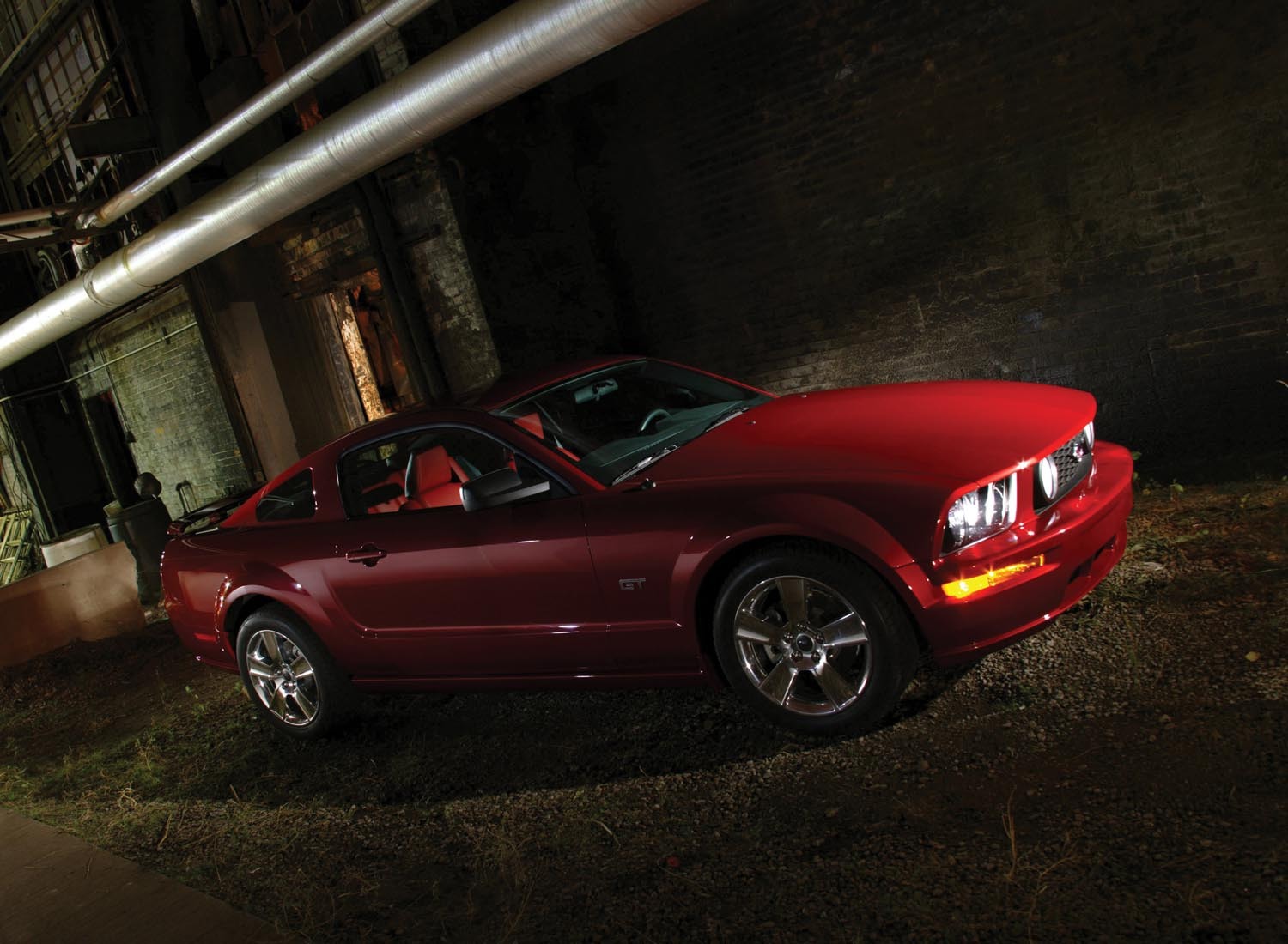2005 Ford Mustang GT  0401-0518