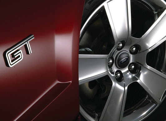 2005 Ford Mustang GT Wheel 0401-0530