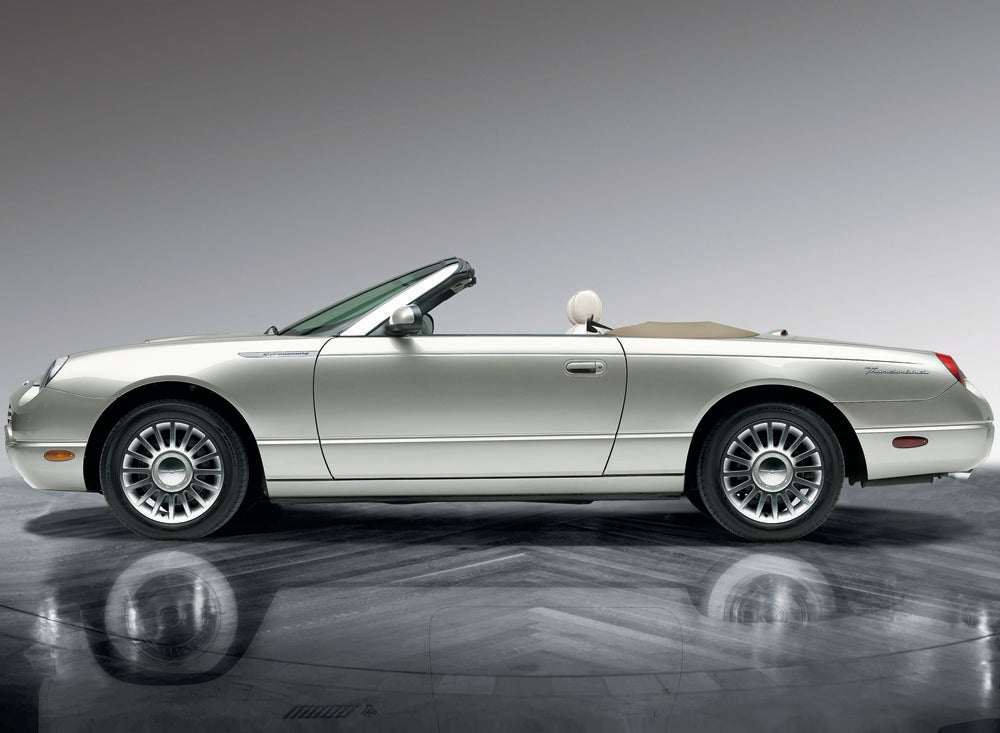 2005 Ford Thunderbird 50th Anniversary model  0401-0539