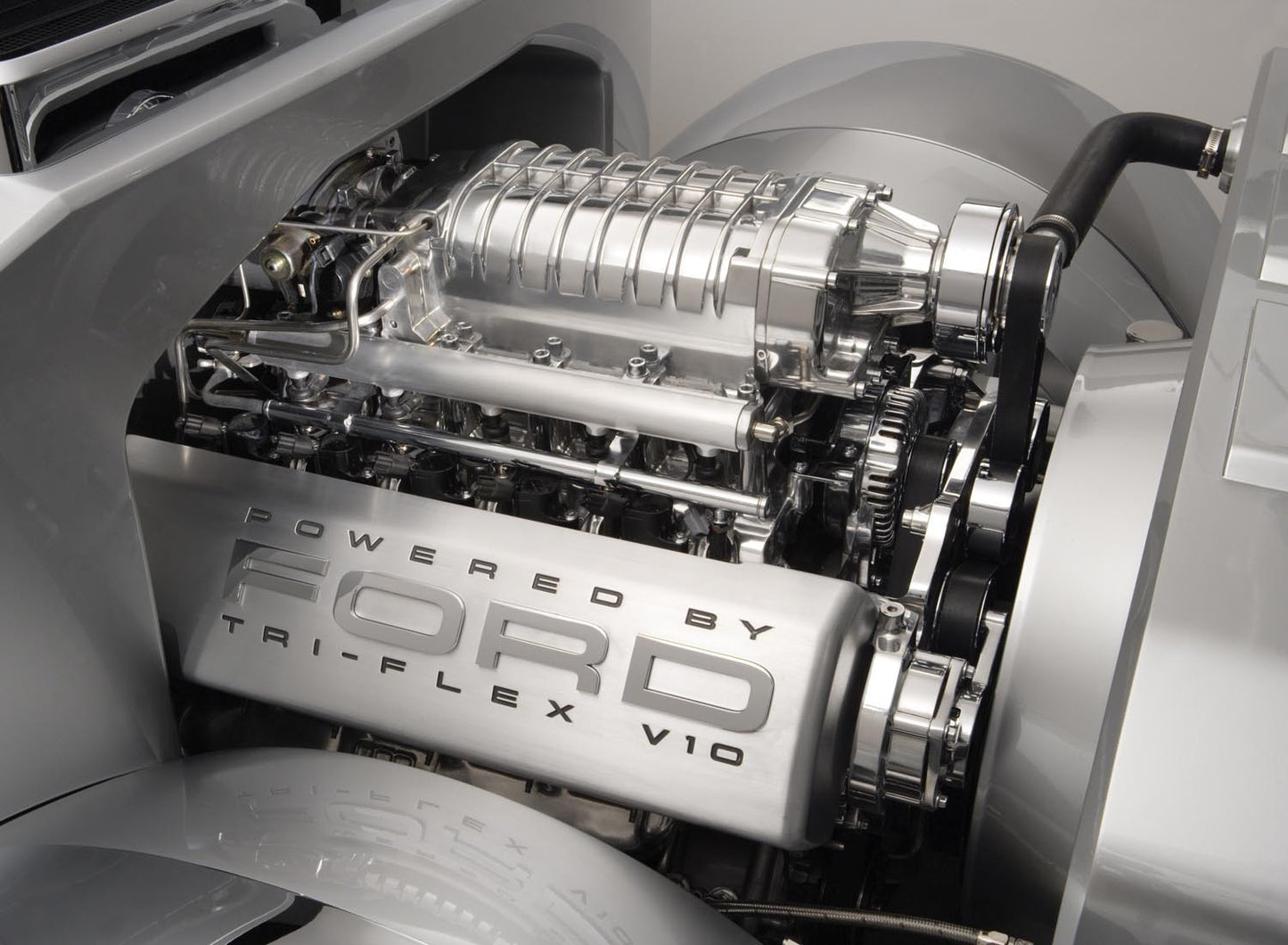 2006 Ford F-250 Super Chief concept truck engine c  0401-0545