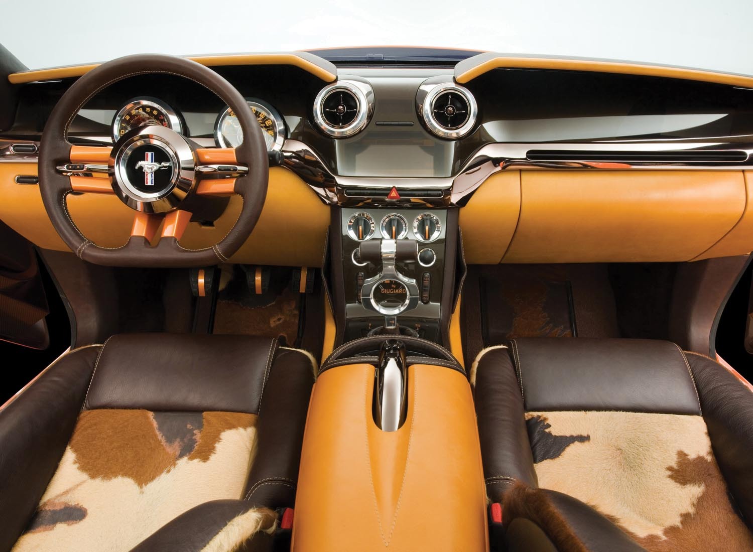 2006 Ford Mustang Giugiaro concept car interior  0401-0567